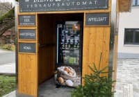 Automat oder Verkaufsstand von Biene und Huhn